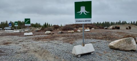 Bild från jordtippen på skylt